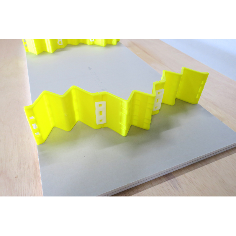 樹脂製輪木（プラスチック製リンギ）105×455×H100　天井用ボード画像