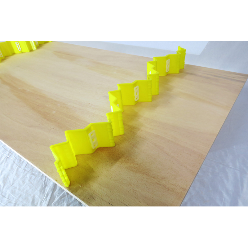 樹脂製輪木（プラスチック製リンギ）105×880×H100　合板画像